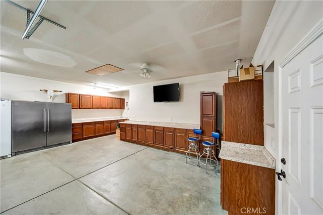 8739 W Avenue C8, Lancaster, CA 93536