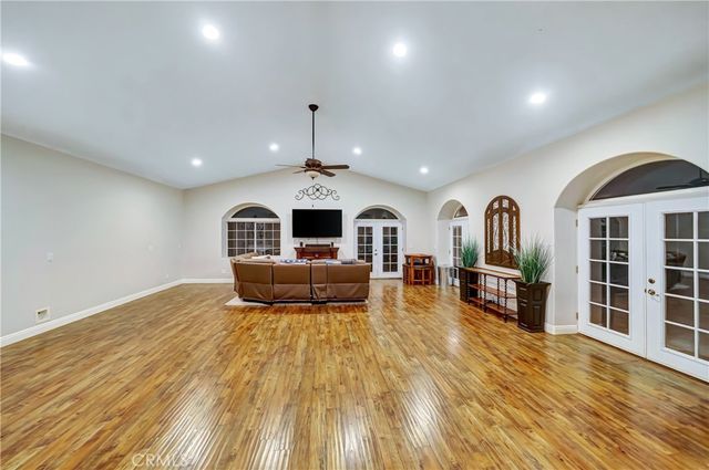 8739 W Avenue C8, Lancaster, CA 93536