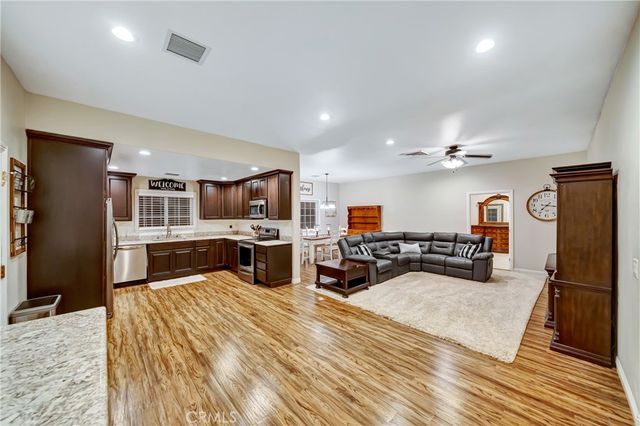 8739 W Avenue C8, Lancaster, CA 93536