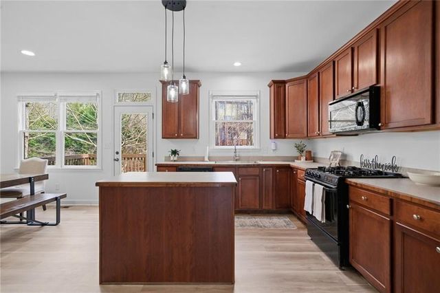 2753 Blue Moon Drive, Buford, GA 30519