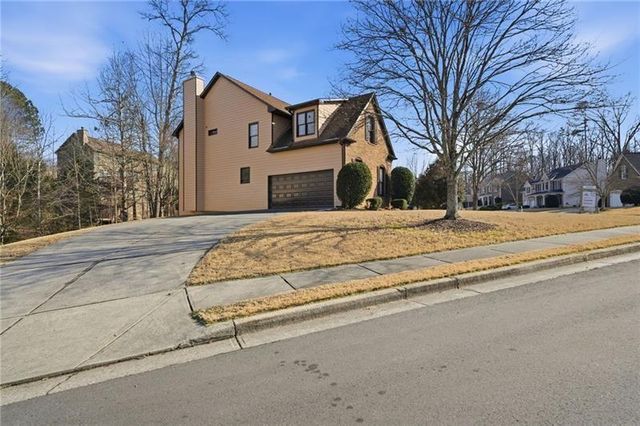 2753 Blue Moon Drive, Buford, GA 30519
