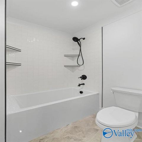 106 Randal Lane, Florence, AL 35634