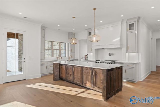 106 Randal Lane, Florence, AL 35634