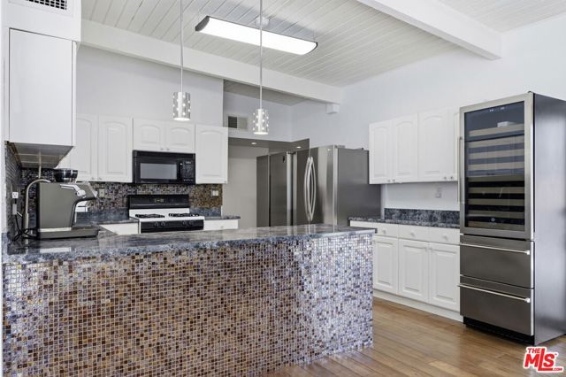 18342 Blackhawk Street, Porter Ranch (los Angeles), CA 91326