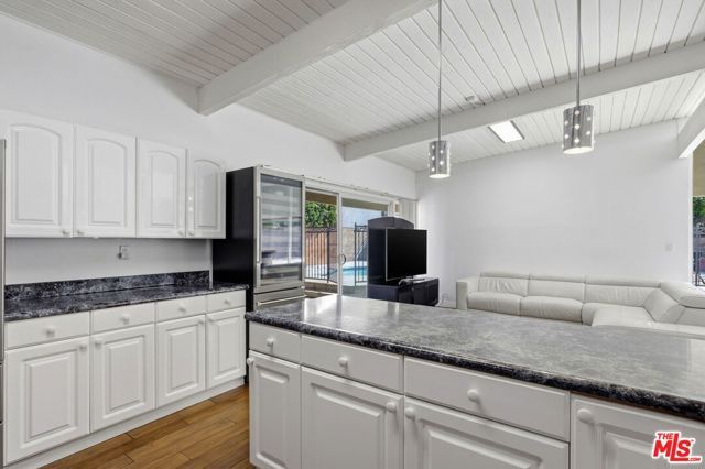 18342 Blackhawk Street, Porter Ranch (los Angeles), CA 91326