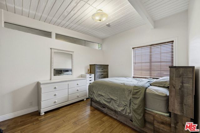 18342 Blackhawk Street, Porter Ranch (los Angeles), CA 91326