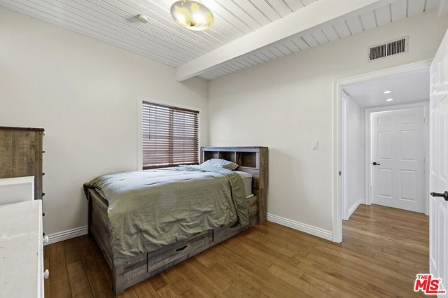 18342 Blackhawk Street, Porter Ranch (los Angeles), CA 91326