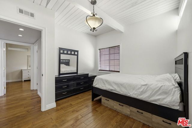 18342 Blackhawk Street, Porter Ranch (los Angeles), CA 91326