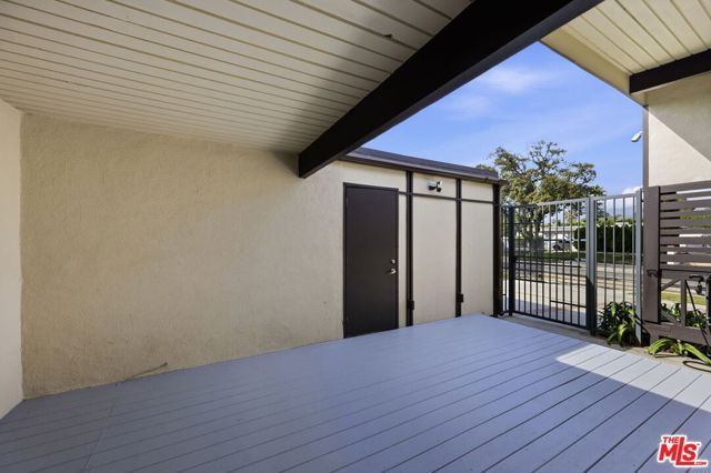 18342 Blackhawk Street, Porter Ranch (los Angeles), CA 91326