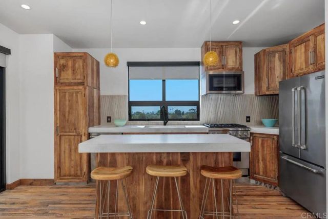 941 Nolbey Street, Cardiff By The Sea, CA 92007