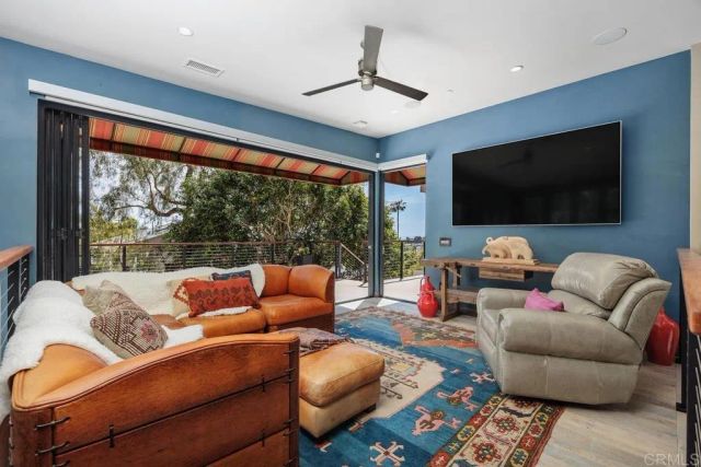 941 Nolbey Street, Cardiff By The Sea, CA 92007