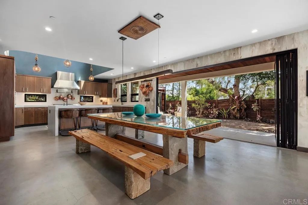 941 Nolbey Street, Cardiff By The Sea, CA 92007