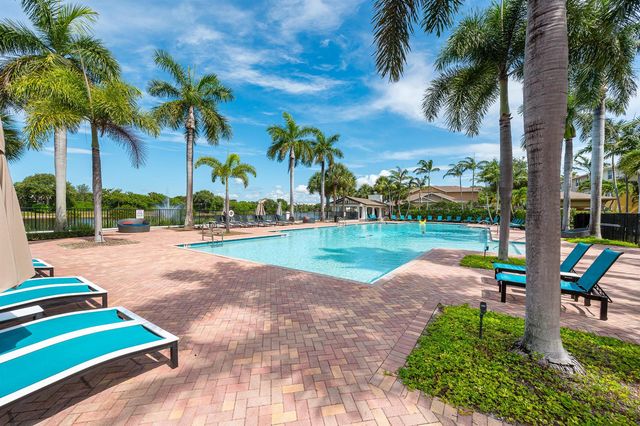 650 Pacific Grove Drive 5, West Palm Beach, FL 33401