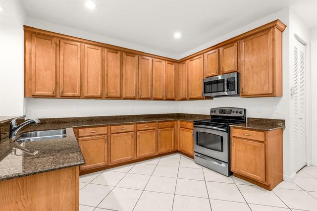 650 Pacific Grove Drive 5, West Palm Beach, FL 33401