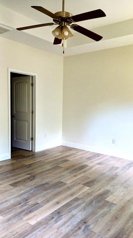 533 E Heatherstone Lane, Roebuck, SC 29376