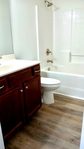 533 E Heatherstone Lane, Roebuck, SC 29376