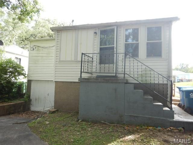 7521 Chandler Avenue, St Louis, MO 63136