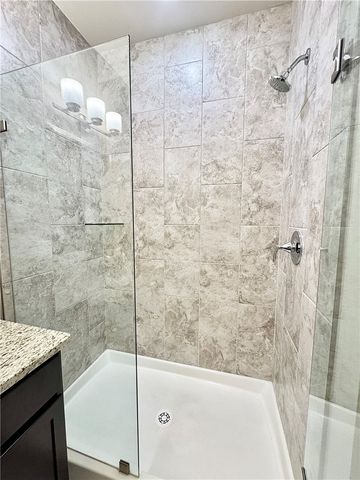 812 NE Heights Lane, Bentonville, AR 72712