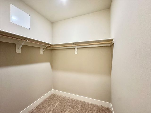 812 NE Heights Lane, Bentonville, AR 72712