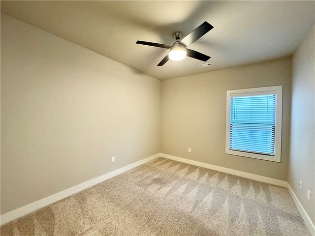 812 NE Heights Lane, Bentonville, AR 72712