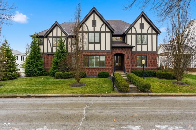 1905 W Main Street, Carmel, IN 46032