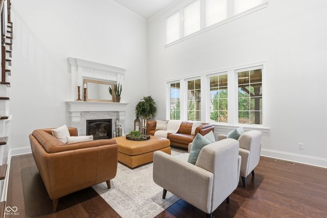 1905 W Main Street, Carmel, IN 46032