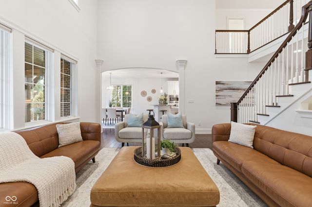 1905 W Main Street, Carmel, IN 46032