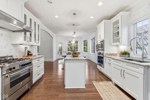 1905 W Main Street, Carmel, IN 46032