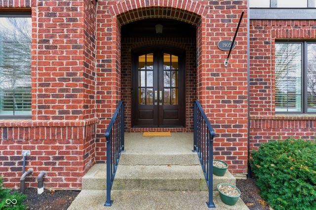 1905 W Main Street, Carmel, IN 46032