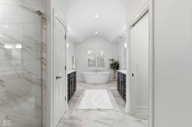 1905 W Main Street, Carmel, IN 46032