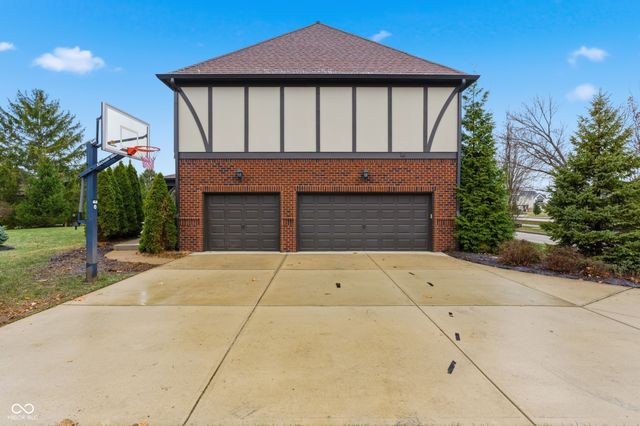 1905 W Main Street, Carmel, IN 46032