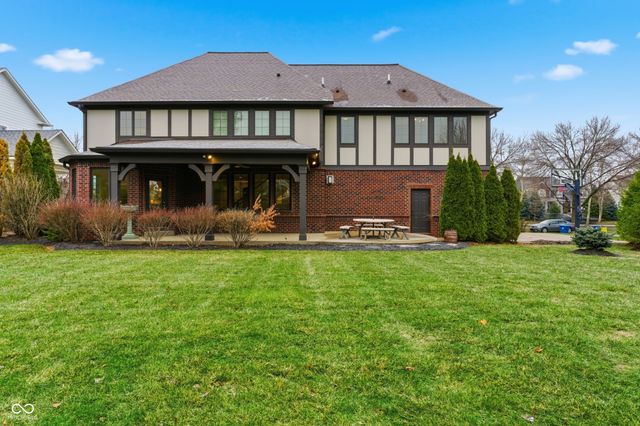 1905 W Main Street, Carmel, IN 46032