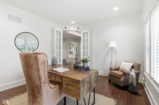 1905 W Main Street, Carmel, IN 46032