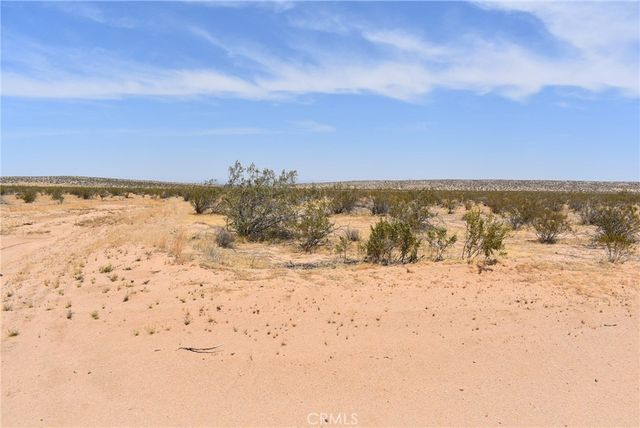 22500 E Avenue C, Lancaster, CA 93535