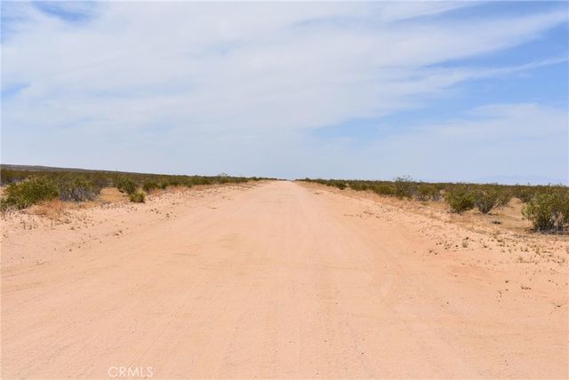 22500 E Avenue C, Lancaster, CA 93535