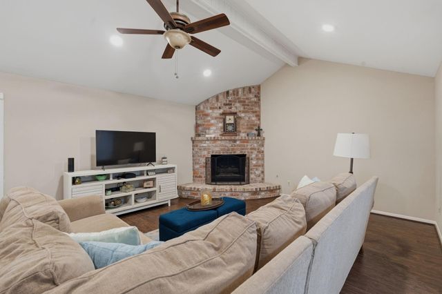 2022 Arcadia Drive, Sugar Land, TX 77498