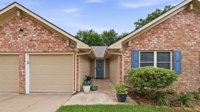 2022 Arcadia Drive, Sugar Land, TX 77498