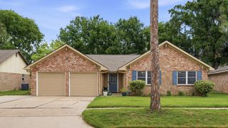 2022 Arcadia Drive, Sugar Land, TX 77498
