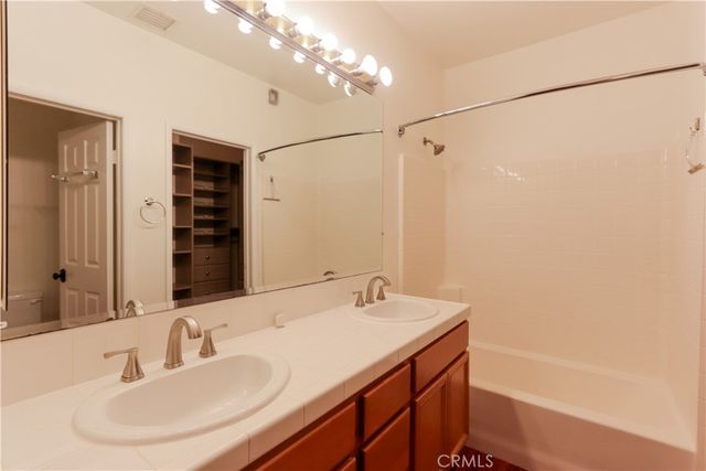 32 Garrison Loop, Ladera Ranch, CA 92694