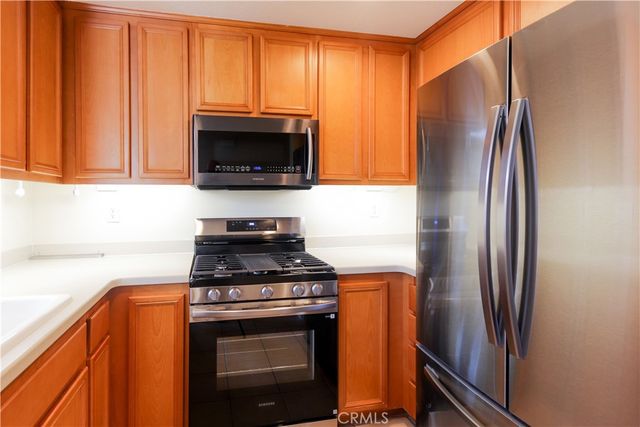 32 Garrison Loop, Ladera Ranch, CA 92694