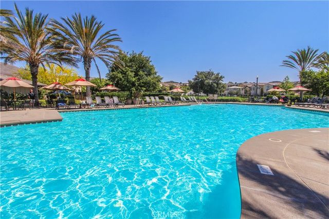 32 Garrison Loop, Ladera Ranch, CA 92694