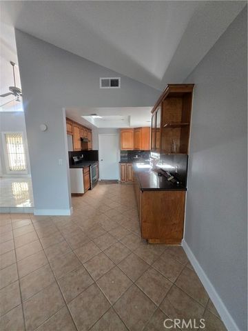 3913 S Hackley, West Covina, CA 91792