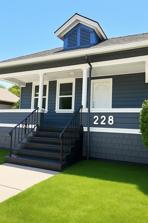 228 W Willow St, Stockton, CA 95203