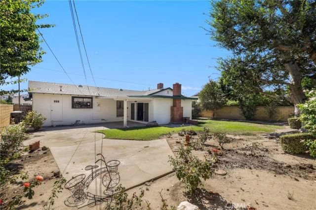2439 E Paradise Road, Anaheim, CA 92806