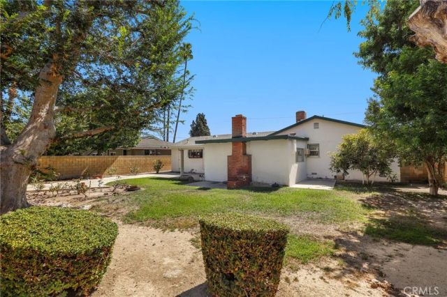 2439 E Paradise Road, Anaheim, CA 92806