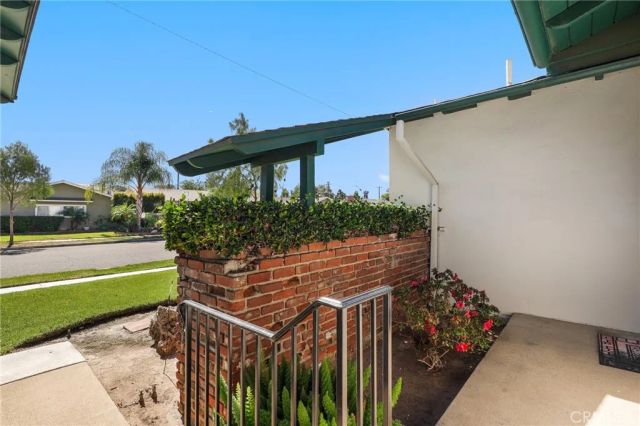 2439 E Paradise Road, Anaheim, CA 92806