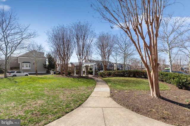 43187 OWEN PARK WAY, Chantilly, VA 20152