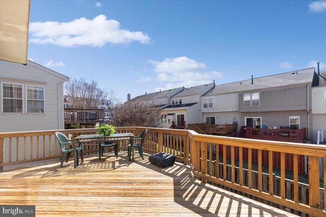 43187 OWEN PARK WAY, Chantilly, VA 20152