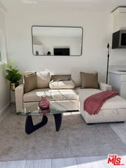 602 N Maple Drive 1/2 ADU, Beverly Hills, CA 90210