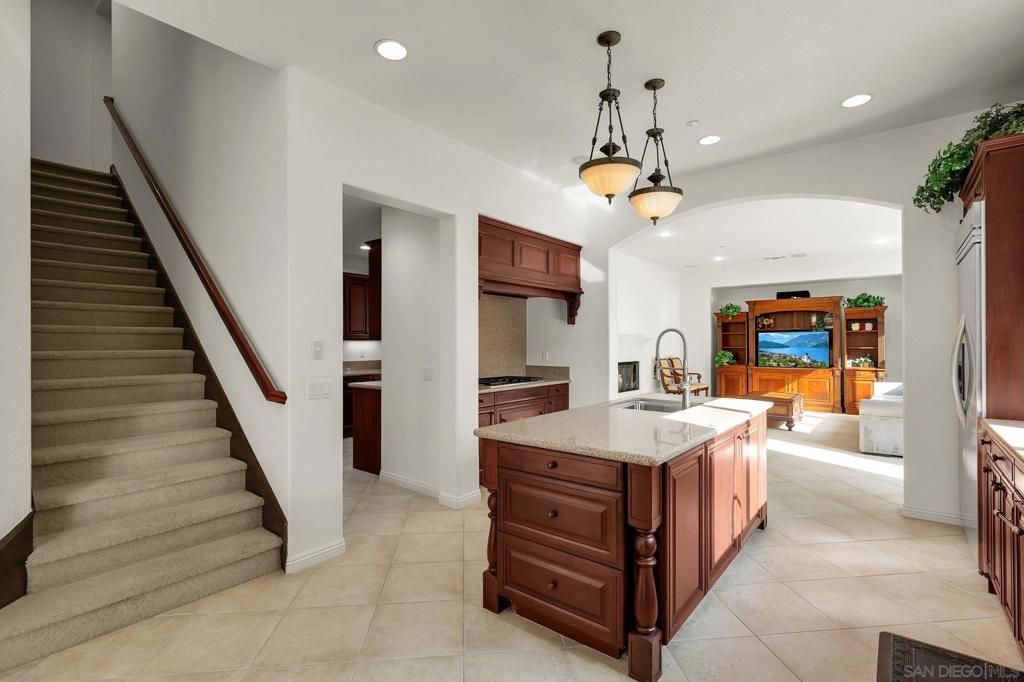 Image 13 of property listing at 15364 Palomino Mesa, San Diego, CA 92127